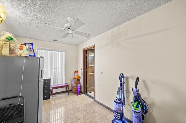 22346 W Thurman Ave, Porterville, CA 93257 - photo 27