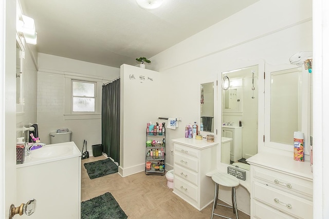 4430 E Iowa Ave, Fresno, CA 93702 - full bath with vanity and a shower with shower curtain