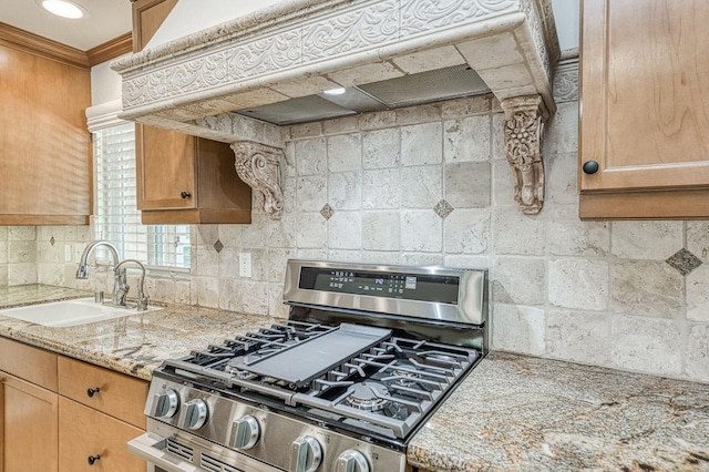 3348 W Sierra Ave, Fresno, CA 93711 - kitchen featuring gas range, custom exhaust hood, crown molding, tasteful backsplash, and light stone counters