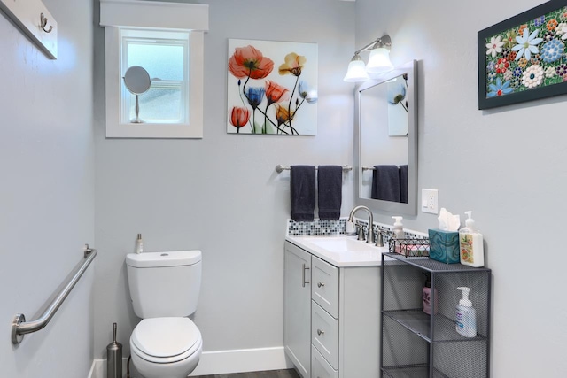 43295 Running Deer Dr, Coarsegold, CA 93614 - bathroom with toilet and vanity