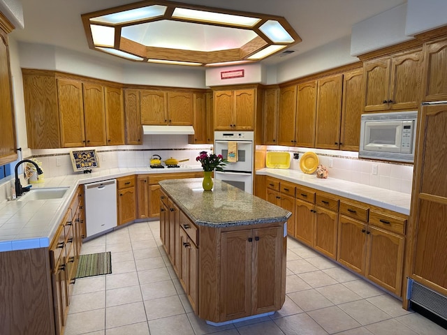 2202 W Lincoln Ave, Fresno, CA 93706 - photo 6