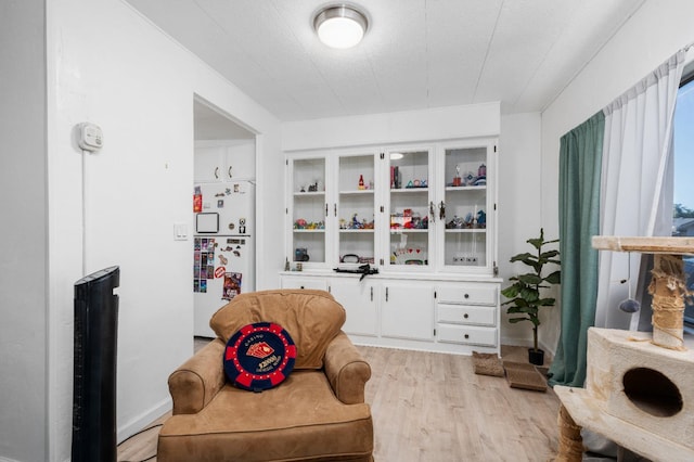 2575 S Willow Ave Unit 229, Fresno, CA 93725 - sitting room with light wood-type flooring