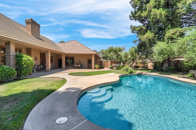 1917 Evergreen Pl, Madera, CA 93637 - view of pool featuring a patio