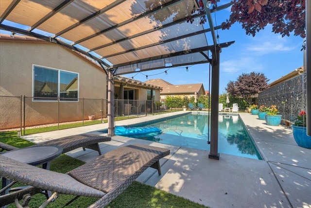 3982 Flint Ave, Clovis, CA 93619 - view of swimming pool featuring a pergola and a patio