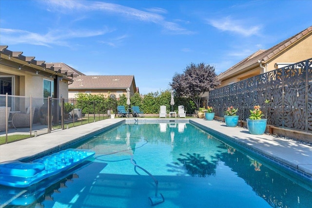 3982 Flint Ave, Clovis, CA 93619 - view of pool