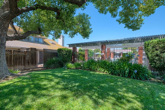 7047 N Teilman Ave Unit 102, Fresno, CA 93711 - view of yard