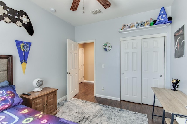 7230 E Dayton Ave, Fresno, CA 93737 - bedroom featuring wood finished floors, a closet, and a ceiling fan