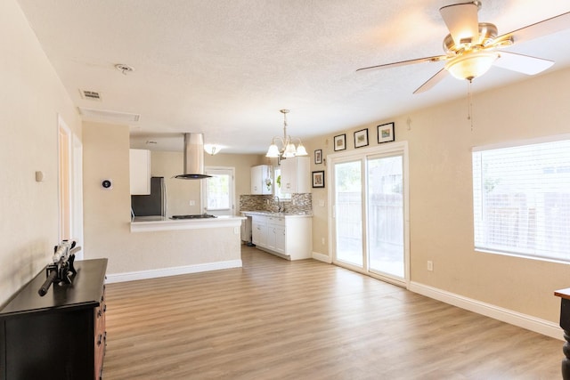 2012 N Arthur Ave, Fresno, CA 93705 - photo 3