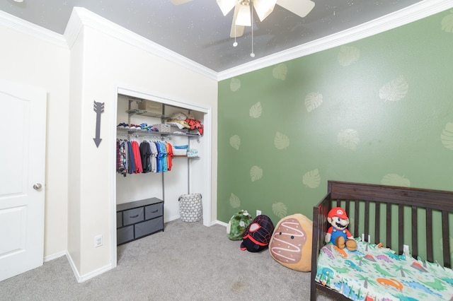 4001 W Fig Tree Ln, Fresno, CA 93722 - bedroom featuring carpet floors, crown molding, a closet, and ceiling fan