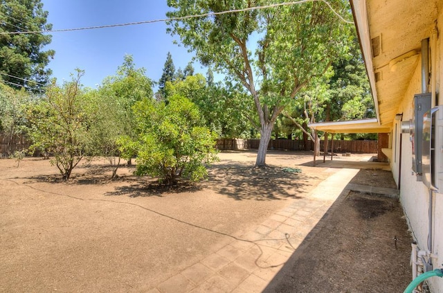 41151 Fig Grove Cir, Madera, CA 93636 - fenced backyard featuring a patio area