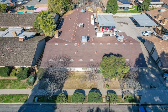 464 E Calimyrna Ave, Fresno, CA 93710 - aerial view of property and surrounding area featuring nearby suburban area