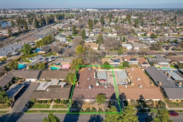 464 E Calimyrna Ave, Fresno, CA 93710 - aerial view of residential area with property boundaries highlighted
