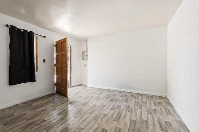 3334 E Montecito Ave, Fresno, CA 93702 - empty room with light wood-style floors