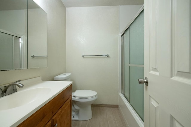 4875 N Backer Ave Unit 160, Fresno, CA 93726 - full bathroom featuring vanity and enclosed tub / shower combo