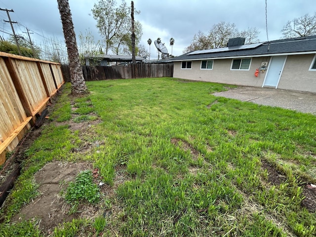 1223 E Drummond Ave, Fresno, CA 93706 - fenced backyard featuring a patio