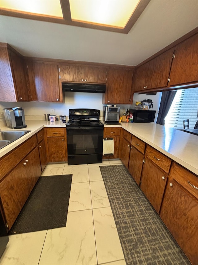 1592 N Ferger Ave, Fresno, CA 93728 - photo 3