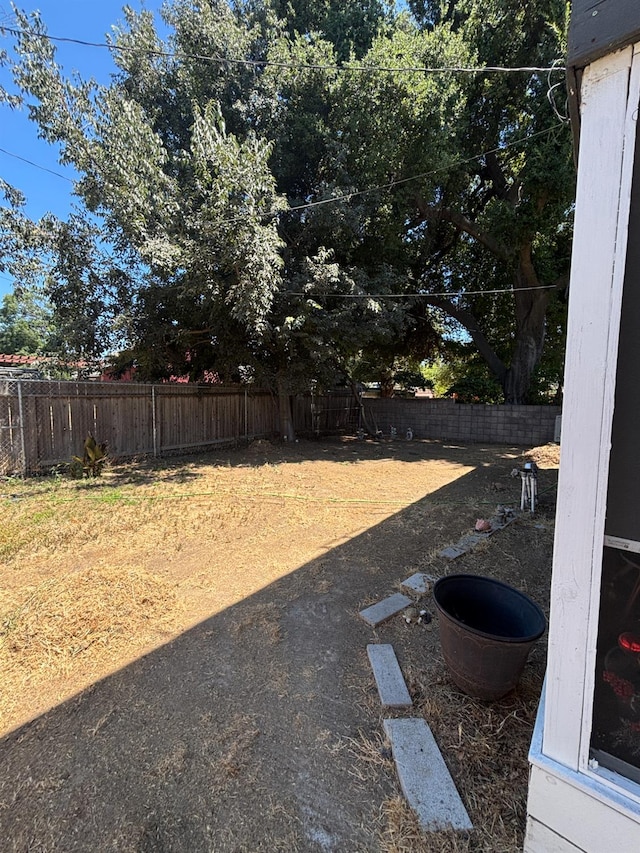 1592 N Ferger Ave, Fresno, CA 93728 - photo 12