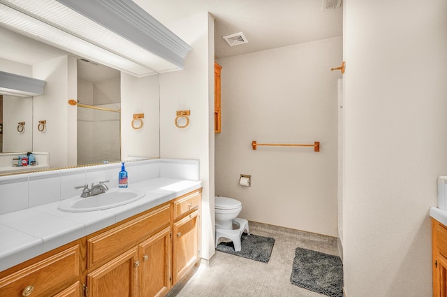 115 Prince Ln, Madera, CA 93637 - full bath featuring vanity and a shower