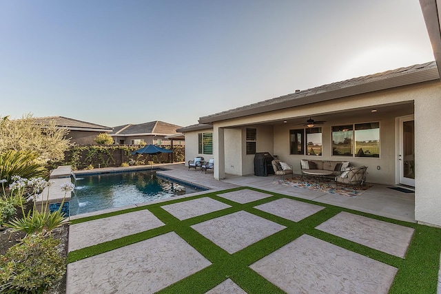 400 Ridge Creek Estates Way, Dinuba, CA 93618 - view of pool with a patio area, a fenced backyard, a ceiling fan, and outdoor lounge area