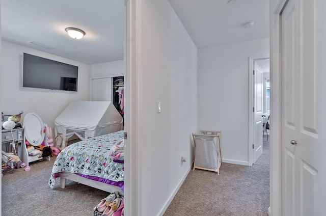 915 Winchell Way W, Madera, CA 93636 - carpeted bedroom with baseboards and a closet