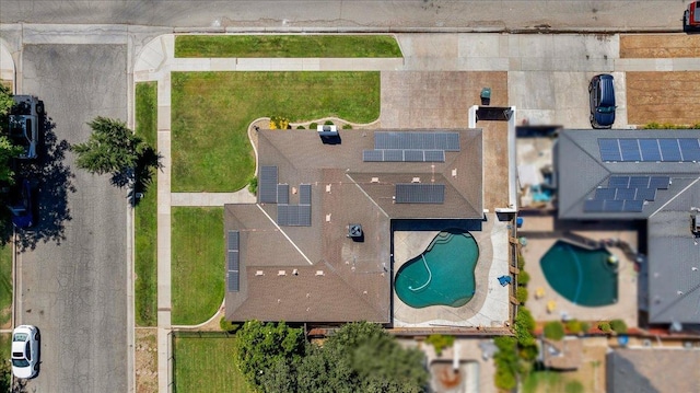 652 E Portals Ave, Fresno, CA 93710 - aerial view of a pool area