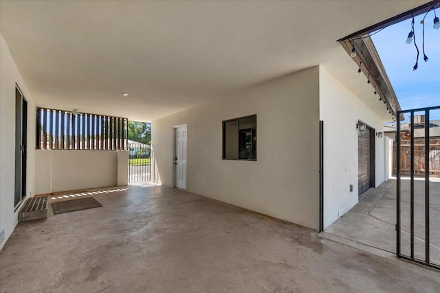 652 E Portals Ave, Fresno, CA 93710 - view of patio