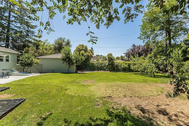 4845 Arcade Ave, Fresno, CA 93704 - view of yard with a patio area