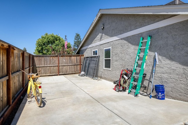 365 Stanford Ave, Clovis, CA 93611 - fenced backyard featuring a patio
