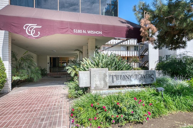 5180 N Wishon Ave Unit 103, Fresno, CA 93704 - view of community sign