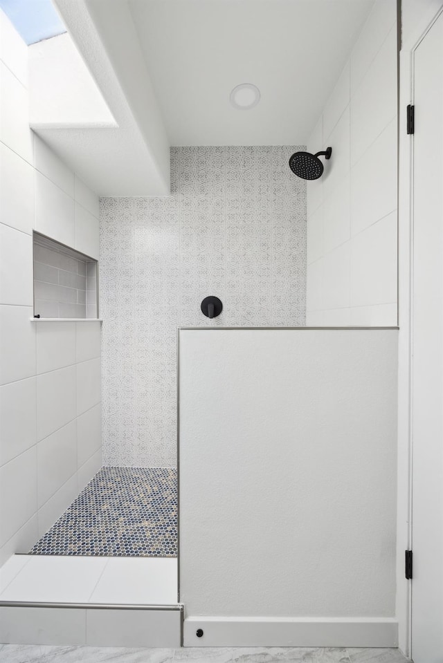 9098 San Gabriel Rd, Atascadero, CA 93422 - bathroom with tiled shower
