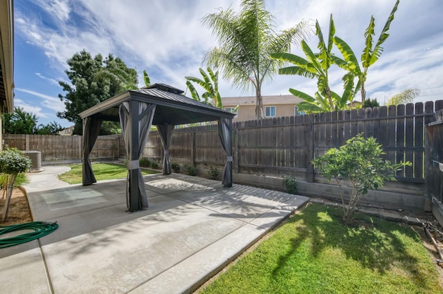 7173 N Shiraz, Fresno, CA 93722 - fenced backyard featuring a patio and a gazebo