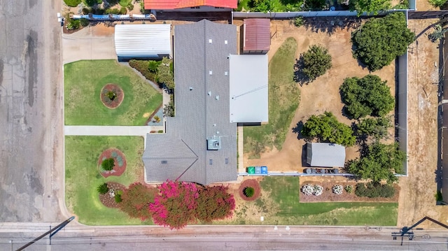 8573 E Ostler St, Selma, CA 93662 - aerial view of property and surrounding area