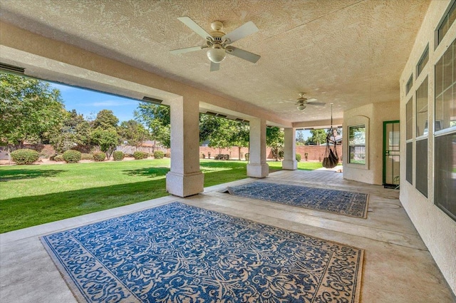 431 S Fowler Ave, Fresno, CA 93727 - view of patio featuring a ceiling fan