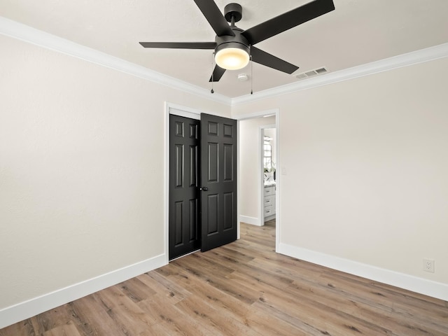 3844 E Holland Ave, Fresno, CA 93726 - unfurnished room with a ceiling fan, ornamental molding, light wood finished floors, and a smoke detector