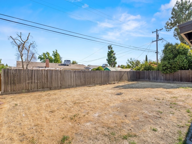 3844 E Holland Ave, Fresno, CA 93726 - view of fenced backyard