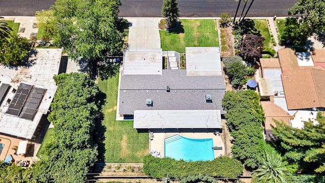 6054 N Kavanagh Ave, Fresno, CA 93711 - drone / aerial view of a pool
