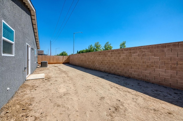 2012 Richard Ave, Sanger, CA 93657 - view of fenced backyard