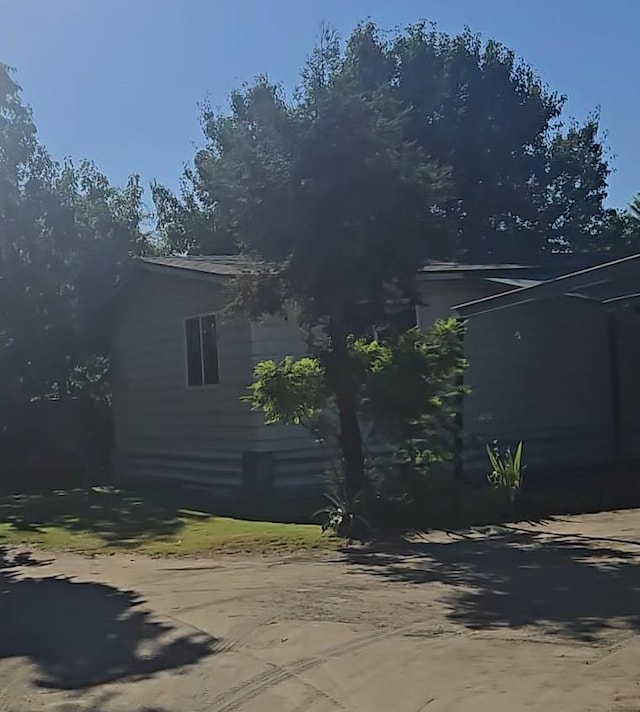 3415 E Lincoln Ave, Fresno, CA 93725 - view of property exterior