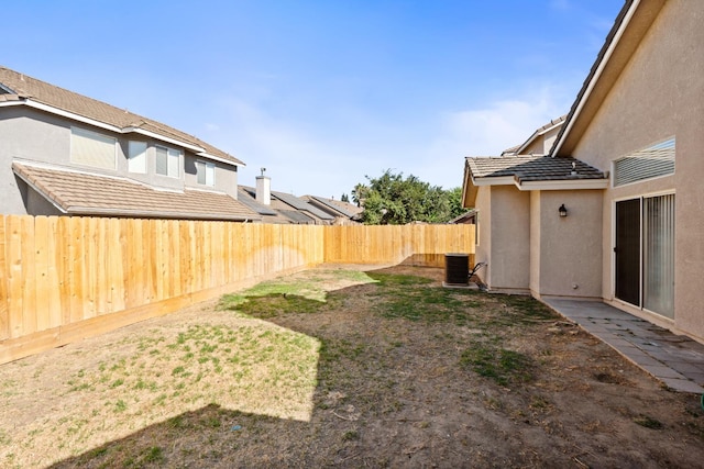5647 N Tracy Ave, Fresno, CA 93722 - view of fenced backyard