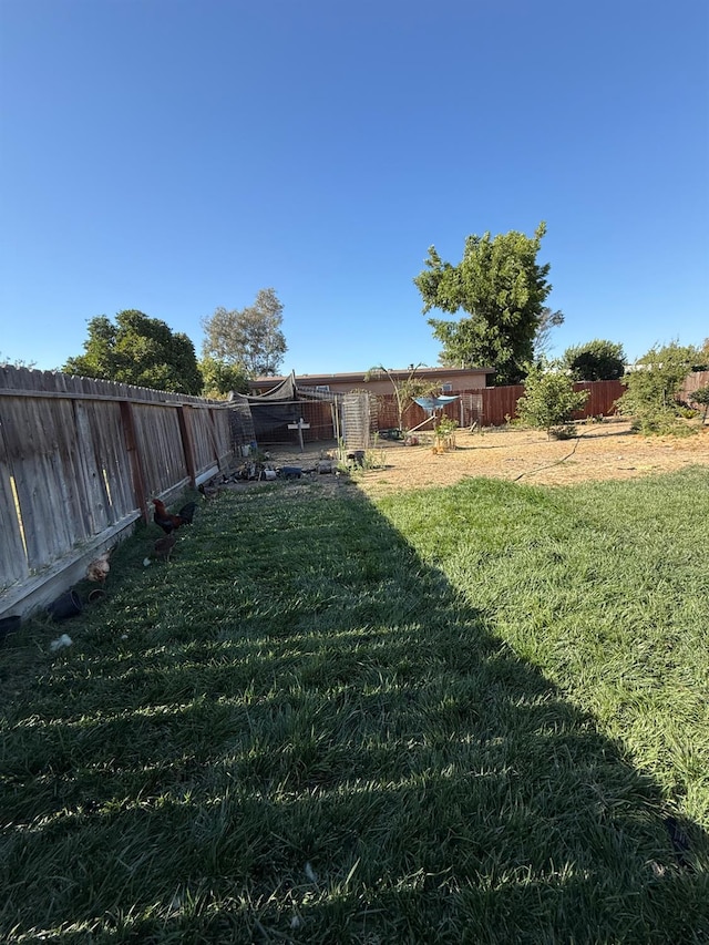 2662 Yerba St, Selma, CA 93662 - view of fenced backyard