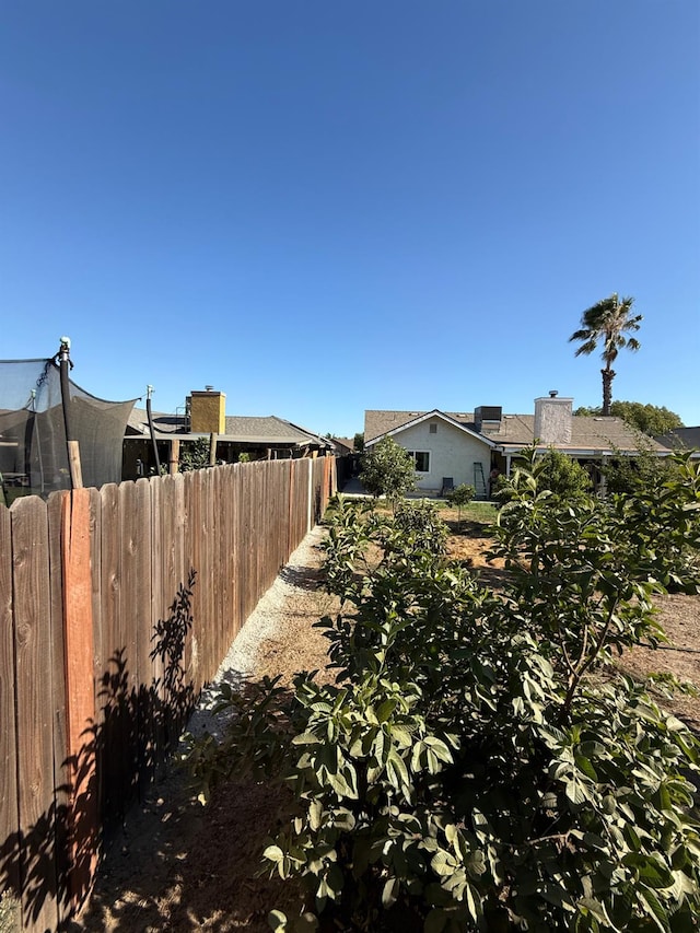 2662 Yerba St, Selma, CA 93662 - view of yard