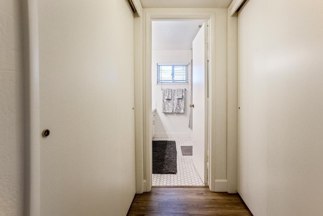 6372 N Benedict Ave, Fresno, CA 93711 - corridor with dark wood-style flooring