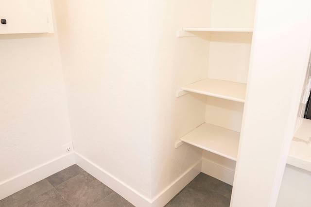 4119 Arden Dr S, Fresno, CA 93703 - view of walk in closet