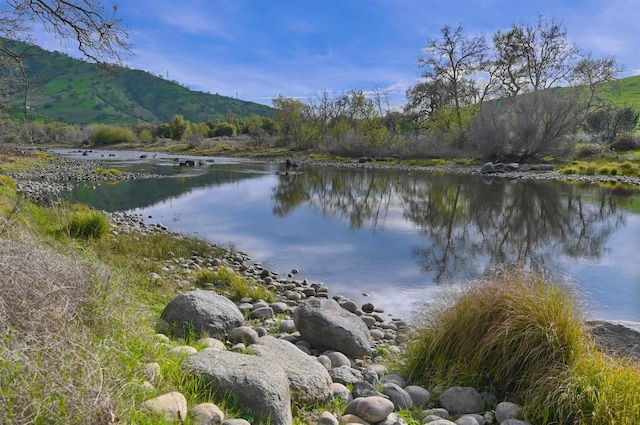 25190 Elwood Rd, Sanger, CA 93657 - water view with mountains