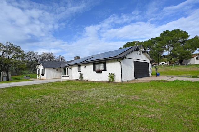 25190 Elwood Rd, Sanger, CA 93657 - modern inspired farmhouse featuring driveway, solar panels, and a front yard