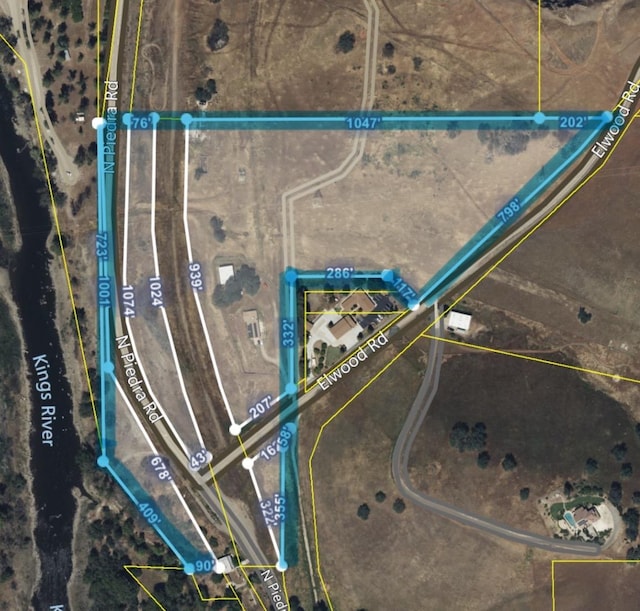 25190 Elwood Rd, Sanger, CA 93657 - aerial view of property's location featuring property parcel outlined