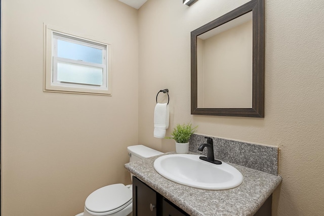 1402 E Shields Ave, Fresno, CA 93704 - bathroom featuring vanity and toilet