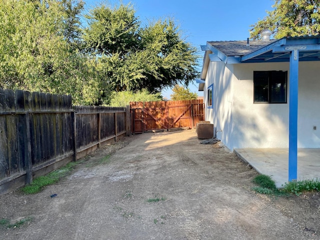12173 Rd 36, Madera, CA 93636 - view of yard featuring a gate