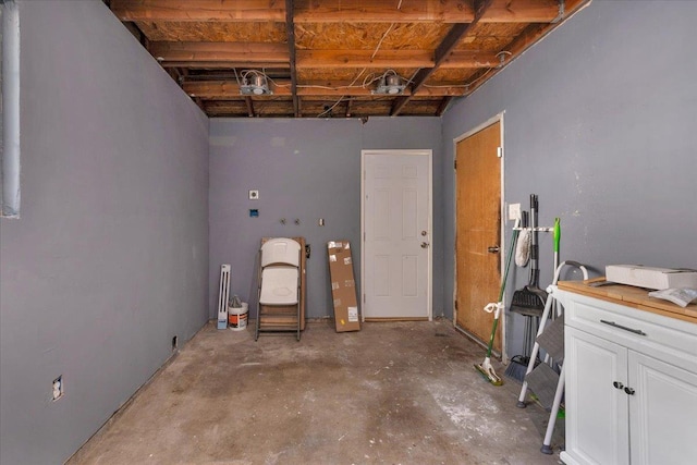 1440 E Fountain Way, Fresno, CA 93704 - view of garage