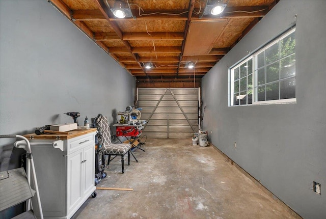 1440 E Fountain Way, Fresno, CA 93704 - view of garage